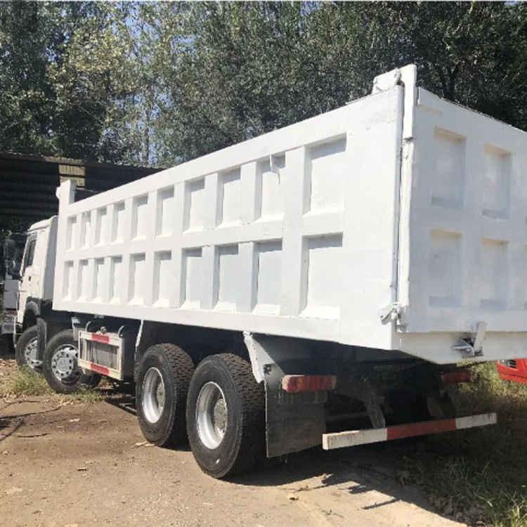 Sinotruk 371 6x4 8X4のCamionのBenneのHowoのトラックの価格の新しい使用されたトラックのダンプのダンプカーのダンプ