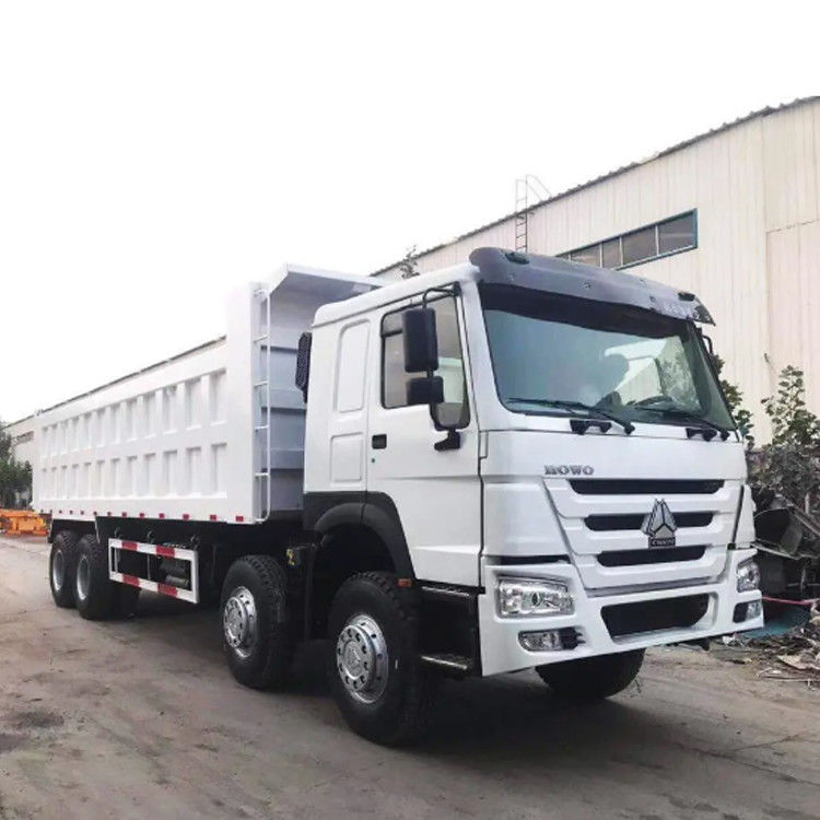 Sinotruck Howoのダンプ トラック8x4 336 371 10荷車引き40トンのダンプカー トラックのダンプ トラック
