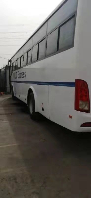 53の座席は2012年事故を操縦しないYutongバスZK6112Dディーゼル機関RHDの運転者を使用した