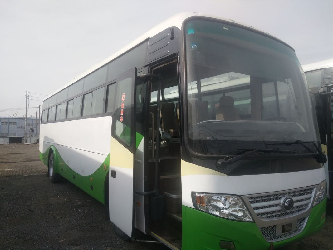 55の座席は2013年事故を操縦しないYutongバスZK6112Dディーゼル機関LHDの運転者を使用した