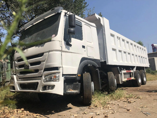 2018モデルSinotruk Howo 8*4は50トン ダンプカーのダンプ トラックのダンプ30Tonを使用した