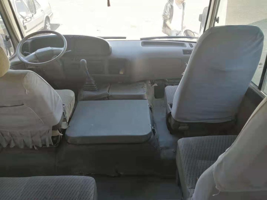 ディーゼル機関1HZ 23-29seatsの左手ドライブ低いキロメートルによって使用される乗客のバスによって使用されるコースター バス日本のブランドのコースター