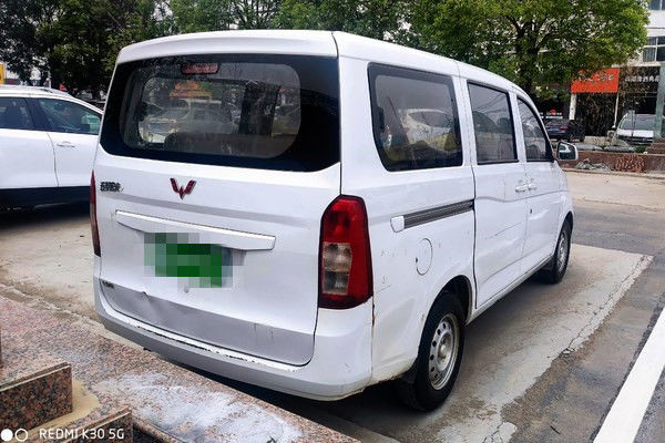 2016年7の座席Wulingの中古車小型バス ユーズド・カー ガソリン燃料LHDドライブ