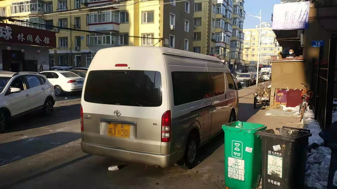 2014の年13の座席ガソリン トヨタHiaceは高い屋根の自動変速機が付いている小型バスを使用した
