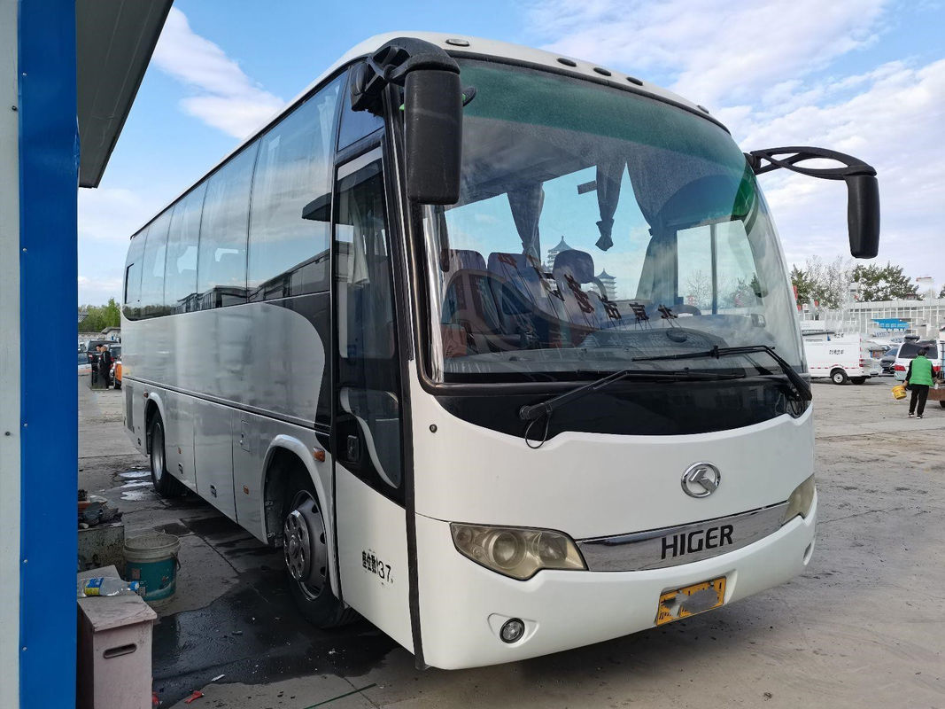 使用されたより高いバスKLQ6856 37はACの鋼鉄シャーシの後部Yuchaiエンジンの左手ドライブよい状態をつける