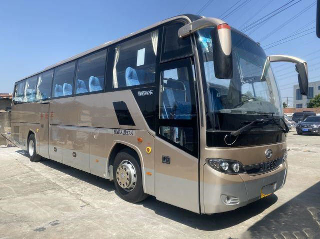 使用されたコーチ バスより高いブランドKLQ6115 51seats Weichaiの後部エンジンのエアバッグのシャーシの両開きドアの左のステアリング
