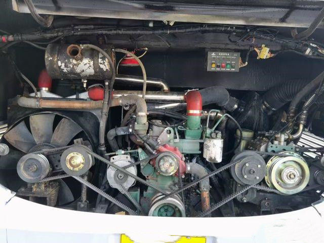 Fawバス及びコーチAC6107は良質コーチ バス46座席CA6エンジン162kwの低いキロメートルを使用した