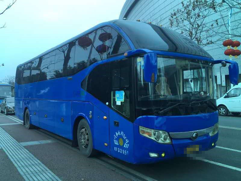 54の座席によって使用されたコーチ バスはYutong ZK6127バスを2016年のディーゼル機関良い状態で使用した
