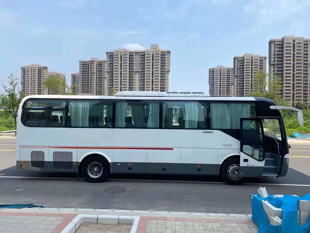 47座席によって使用されるYutong ZK6107のバスによって使用されるコーチ バス2009年100km/HのステアリングLHD事故無し