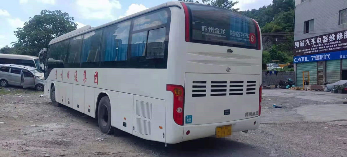 現在の新しい到着はYuchaiエンジンを搭載するより高いKLQ6129TAのコーチ バス53座席ディーゼル機関使用されたバスを使用した