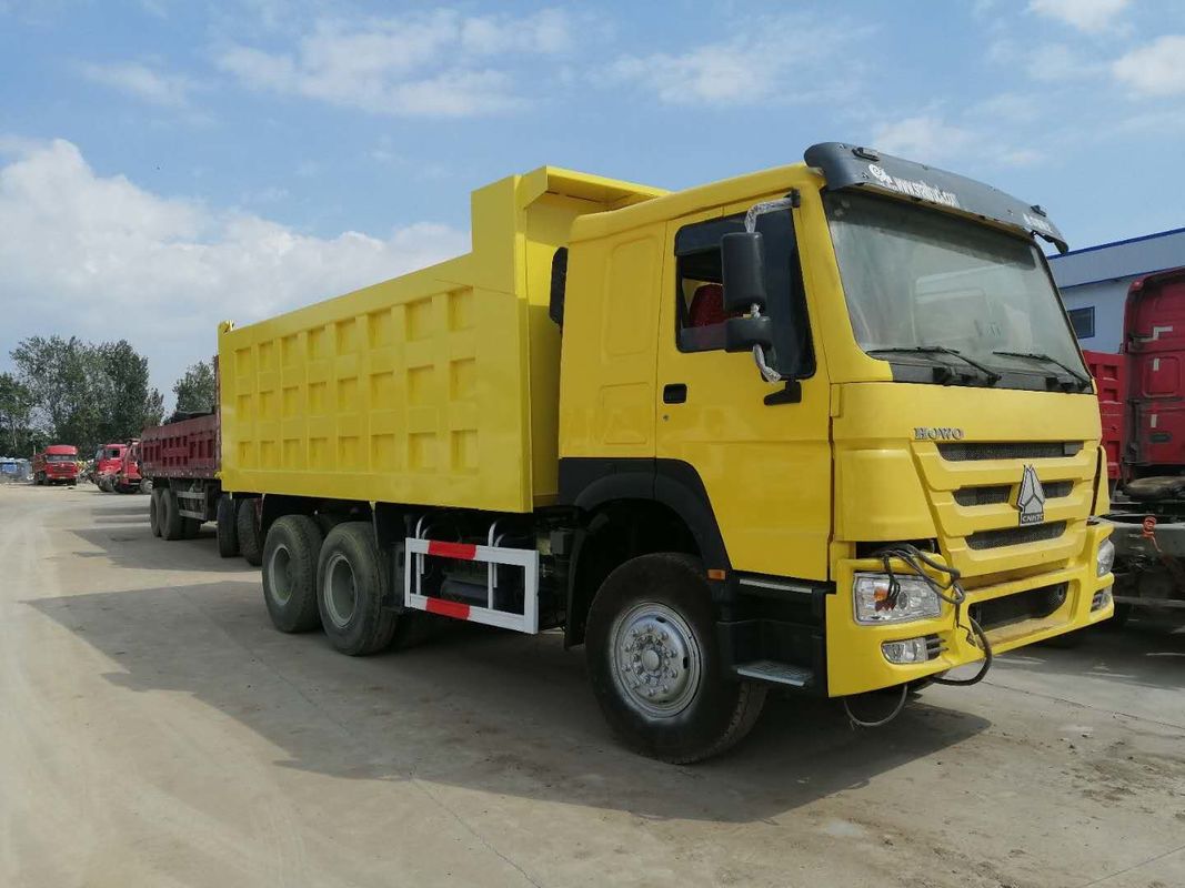販売の安い使用されたダンプ トラックのためのガーナの使用されたダンプ トラックSINOTRUK HOWOのダンプ トラック6x4のダンプカー トラックの販売