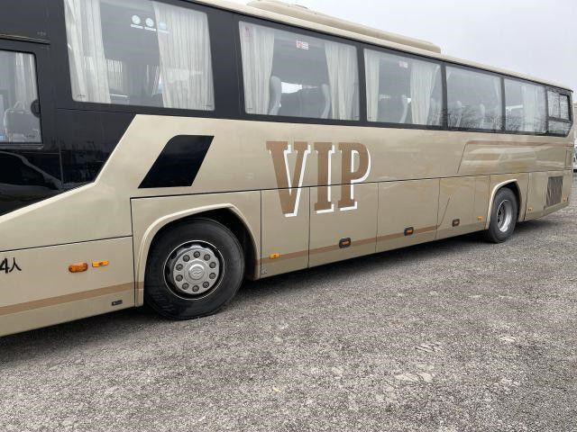 2018の年54の座席ディーゼル後部エンジンはより高いバスKLQ6129TAによって使用されたコーチ バスを事故使用しなかった