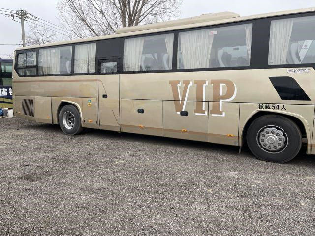 2018の年54の座席ディーゼル後部エンジンはより高いバスKLQ6129TAによって使用されたコーチ バスを事故使用しなかった