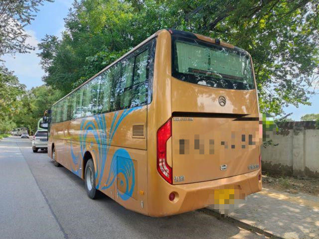 2014年53の座席によって使用される金ドラゴンのバスによって使用される客車バスXML6127左手のステアリング