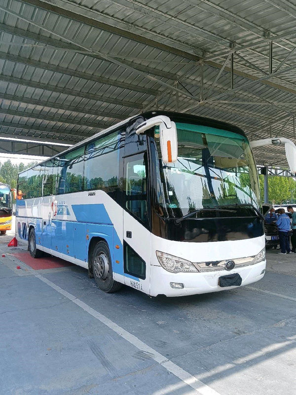 2015年51の座席両開きドアZk6119は新しい座席40000kmマイレッジのYutongバスを使用した