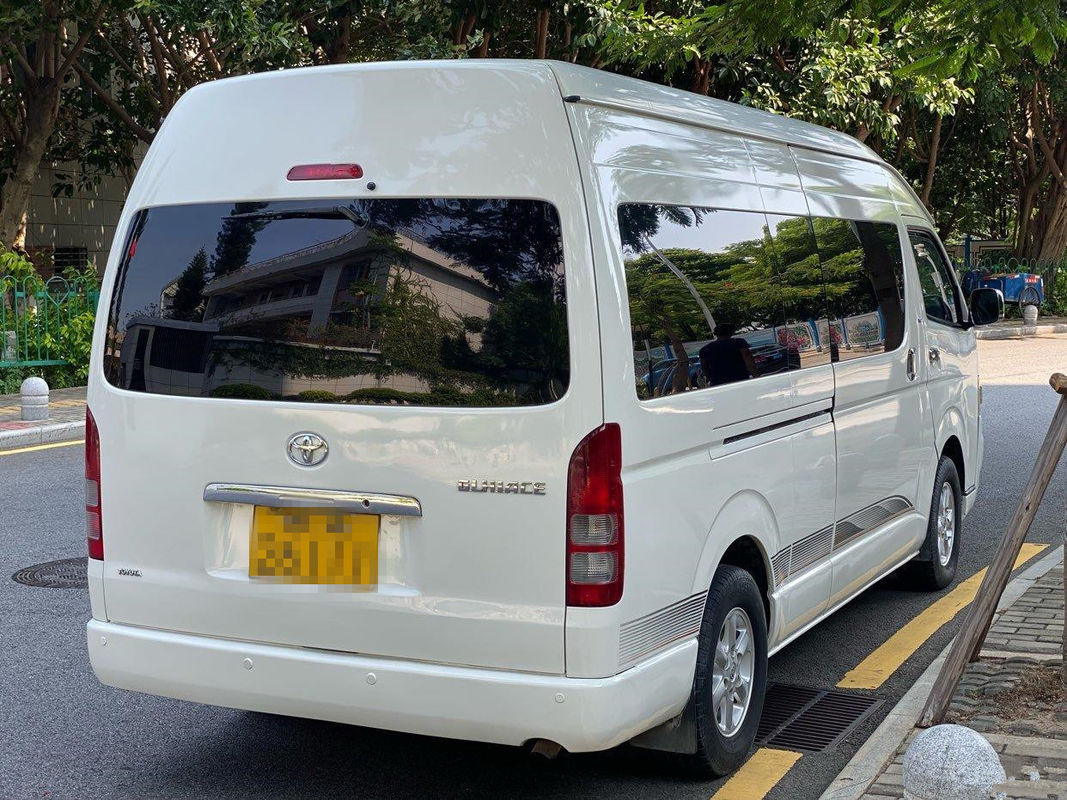 高い屋根は2005年13の座席ガソリンによって使用されたトヨタHiace小型バス自動変速機を使用した