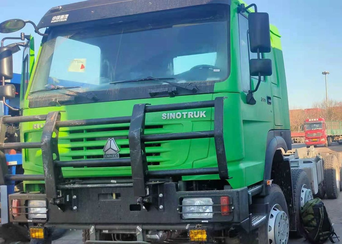 使用されたSinotruck Howoのダンプ トラック8x4のダンプカーの左手の右手ステアリング ドライブ年2018 RHD/LHD