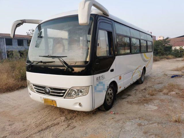 最低バスZK6729d YutongバスPrixは29の座席製造業者の商事会社の前部エンジンをバスで運ぶ
