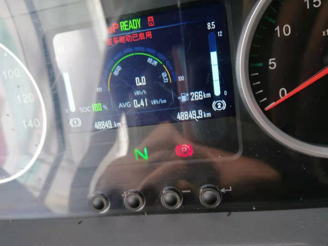 電気Yutong都市バスZK6815トヨタHiaceバス15 Seatersの代替エネルギーバスおよびコーチ ボルボ53の座席