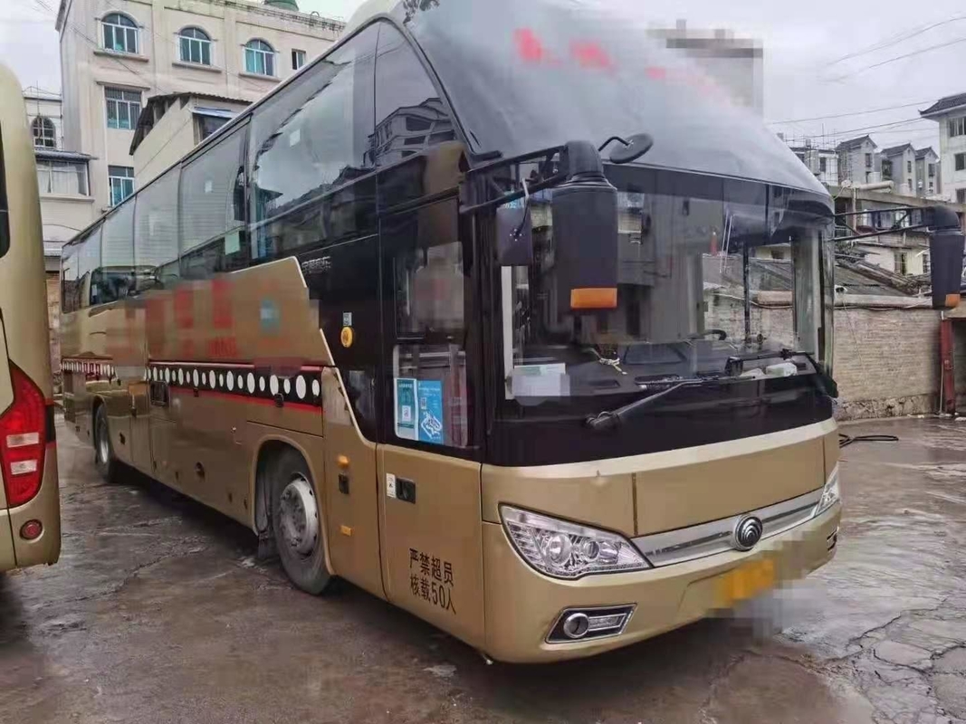 2018年によって使用されたバスYutongは旅行バスZk6122 50座席Lhdサポート ディーゼル交互計算金色を使用した