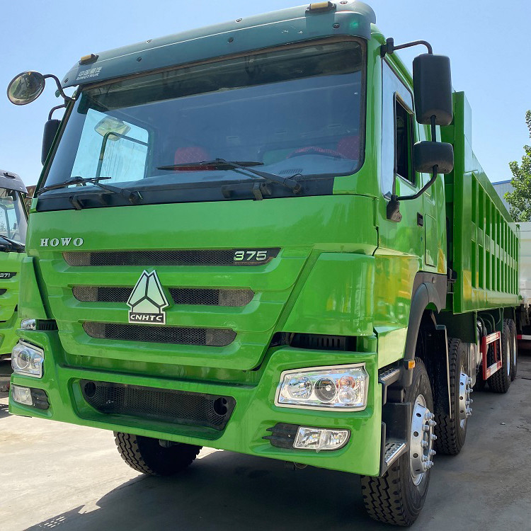 使用されたHowo Sinotruk Drumpのトラック8x4ドライブ モード秒針Howo 375馬力ダンプカー トラック