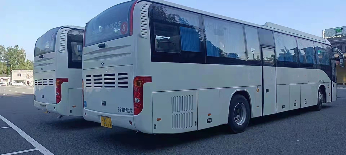 タンザニアKLQ6129 Yutongの長い使用されたコーチのより高いバスは65座席RHD前部エンジン2+3のレイアウトのトヨタ・コースター バスをバスで運ぶ