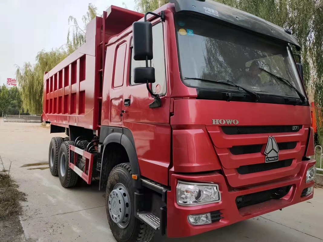 使用されたHowoのダンプ トラックのダンプカー トラック エンジンWD615.47は秒針のHinoのトラックのユーロIIを