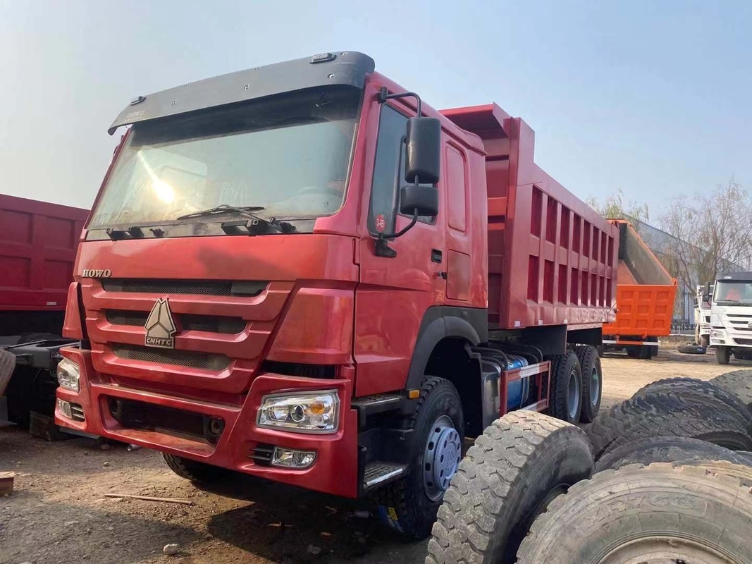 モデル右の運転の方法WD615.47ユーロ2を運転する使用されたHowoのダンプ トラック6*4
