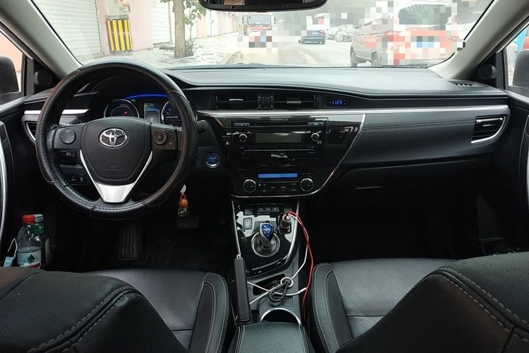 使用されたCorolla Car High Speed Electrical Cars With Corolla 2021 1.2T S-CVT Pioneer 5 Seats White Color 4 Doors Sedan Car