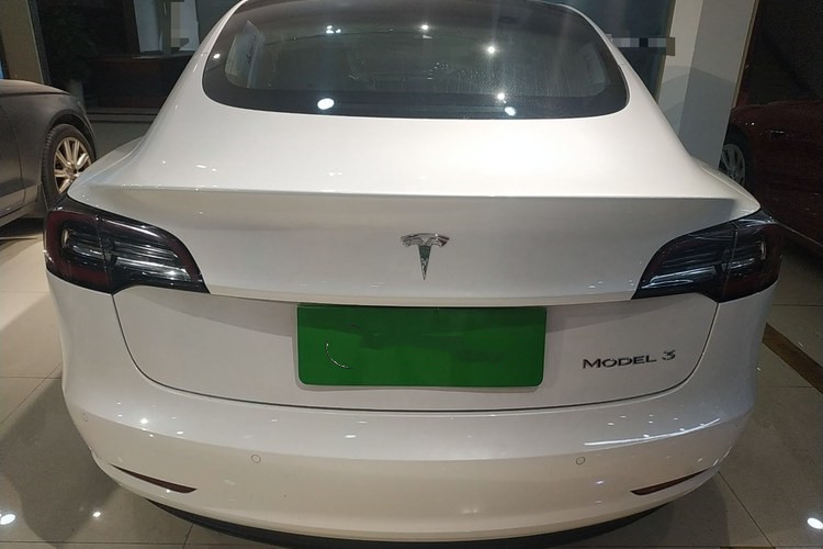 401Km/H High Speed Electric Super Car Smart 5 Seat Electric Car Electric Vehicle