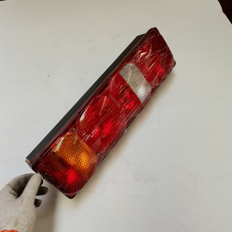 軽い警告の尾ランプのトレーラーのテールライト ブレーキ軽トラックの側面のマーカーの軽トラックの付属品