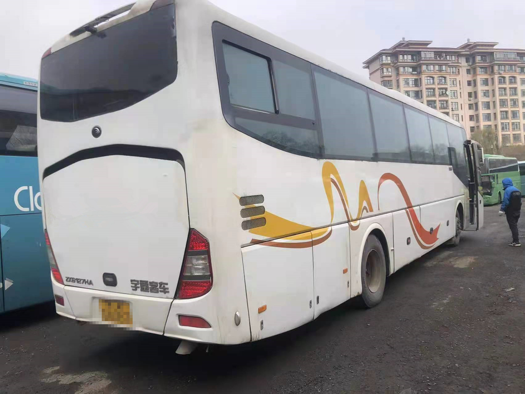 使用されたYutong ZK6127の客車バス206kw 100km/H後部エンジンの左手ドライブ