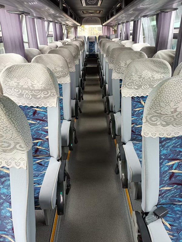 使用された公共の輸送車両はディーゼルLHDの観光バスの使用された乗客の都市間のコーチ バスを使用した