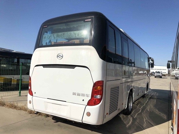 バスおよびコーチのHuanghaiのブランド34のSeaterバスVipバス座席新しい乗客バス