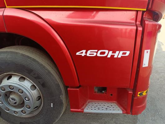 FAWは12wheelsの18トンの貨物トラックが貨物使用のために良い状態で使用した8x4を使用した