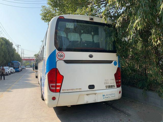 AC Zk6115 49 SeaterバスYutongバス手動RHD/LHDが付いている使用されたコーチ バス
