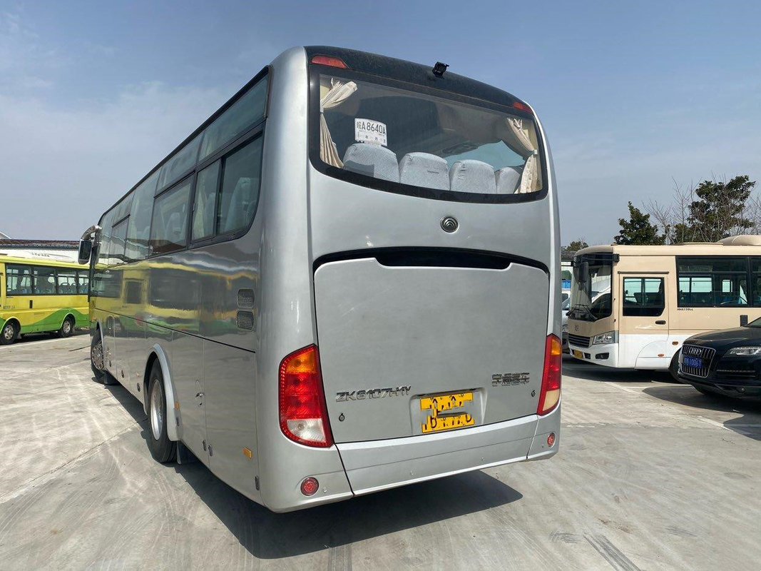 YutongはZK6107右ドライブをバスで運ぶ49seats秒針ドライブ コーチのエアバッグのシャーシをバスで運ぶ