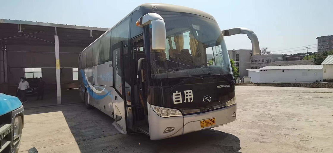 KinglongバスXMQ6113は設計2016使用された観光バス49seatsバス付属品をコーチするバスで運ぶ