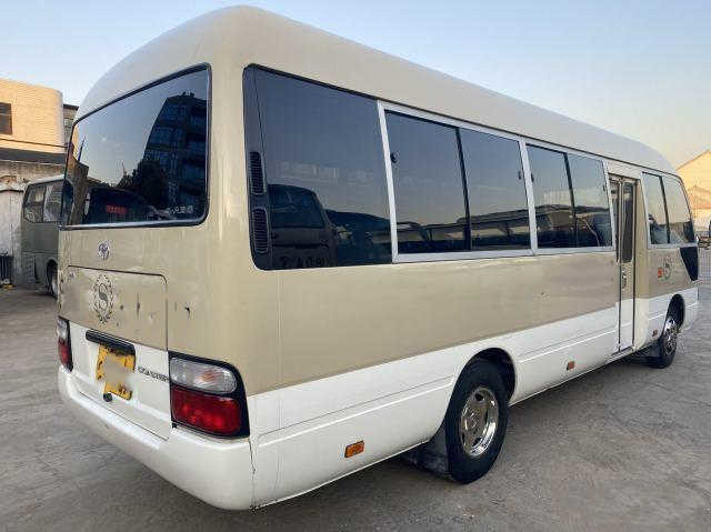 トヨタ・コースター小型バス23seat 2.7L手動変速機2TRのコースター バス ユーロIII