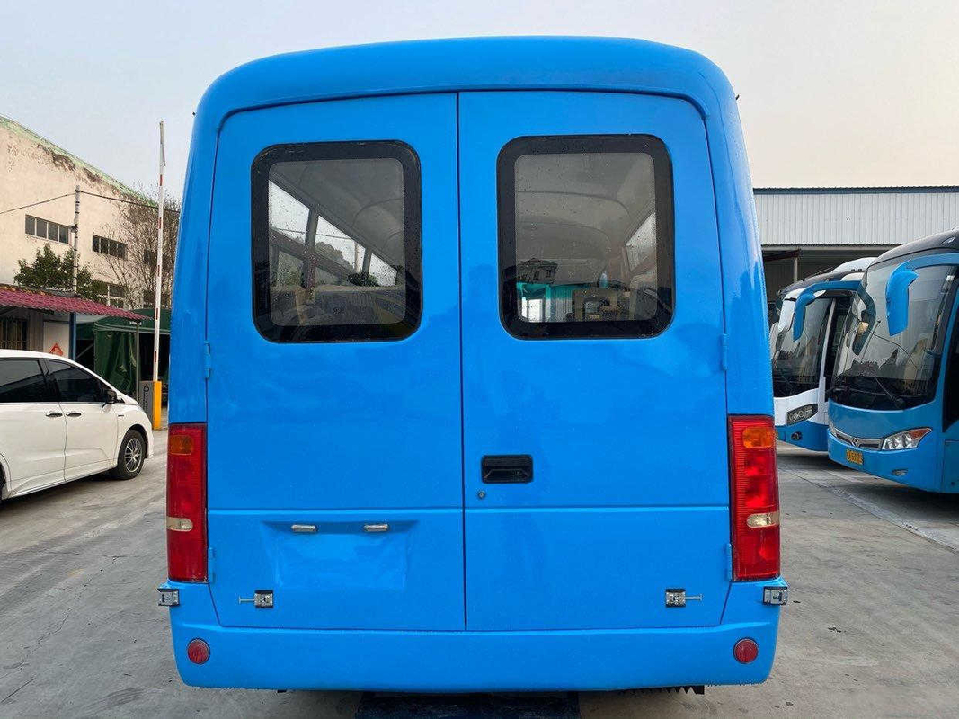 使用された小型ヴァン136hp DongF EQ6600 17seats Yuchaiエンジンのユーロ4の左手ドライブ