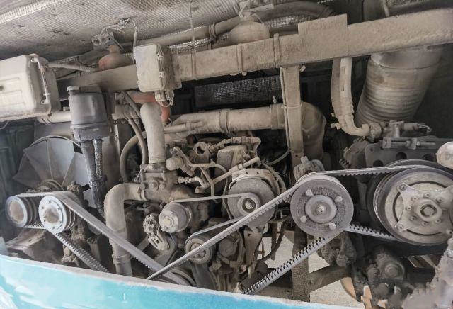 ファースト・クラスの右ドライブYutongは贅沢なZK6122H 51 Seaterの後部エンジンのコーチをバスで運ぶ