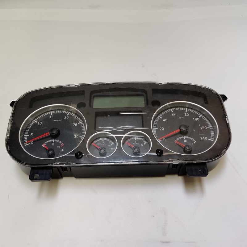 ドライブ タクシーの内部のSinotruk Howoのトラックの組合せの器械のためのダッシュボード