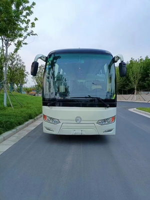 51の座席Rhdの後部エンジンによって使用されるコーチは金ドラゴンXML6113 2のドアのユーロIVをバスで運ぶ