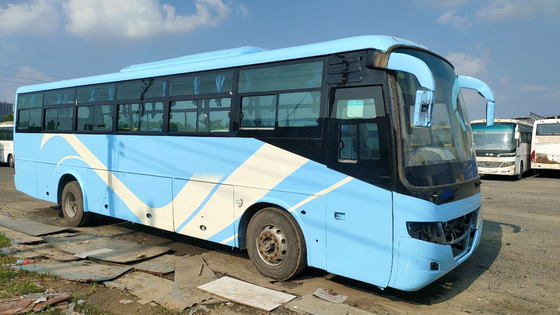 乗客バスYutong Zk6112dの前部エンジン60seats LHD/RHDの低いキロメートルのSildingの窓