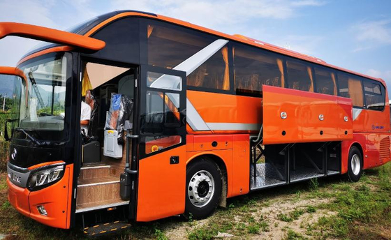 2021年53の座席ディーゼル機関RHDのステアリングが付いている新しい到着のKinglong XMQ6127cyの新しいコーチ バス
