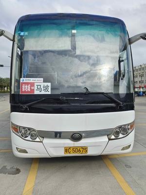 2015年55 SeaterはYutongバスZk6122 LHDディーゼル機関の両開きドアを使用した