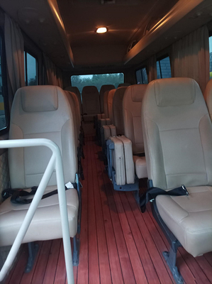 2017年 23人乗り Iveco 中古バス レザーシート エアコン付き 状態良好