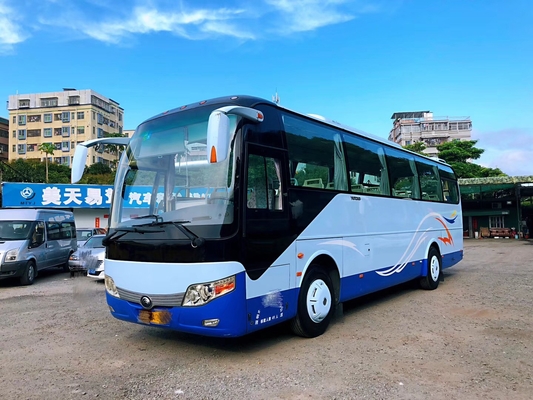 秒針通勤者によって使用されるYutongは49の座席Rhd Lhdのディーゼル機関の交通機関をバスで運ぶ