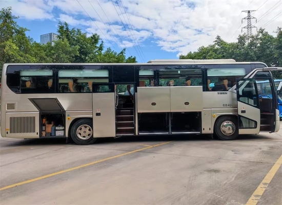 長距離バスは両開きドアを贅沢な室内装飾11メートルが若いはさみバスZK6119を使用した46の座席