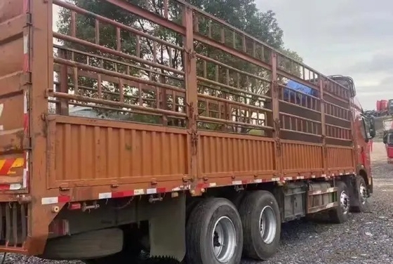 第2手の貨物自動車のオレンジ色トラック12メートルの8×4ドライブ モードYuchaiエンジン6シリンダー420hp 2021year Dongfeng貨物